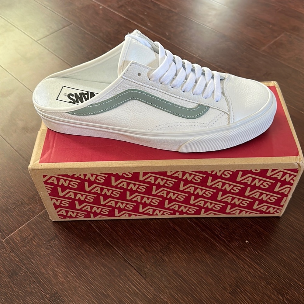 Vans Slip on Sneaker Mules White with Off Green Detail US Women 10.5